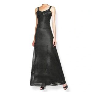 BCBGMAXAZRIA Satin/Mesh Sweetheart Neckline Evening Cocktail Gown/Prom/Wedding